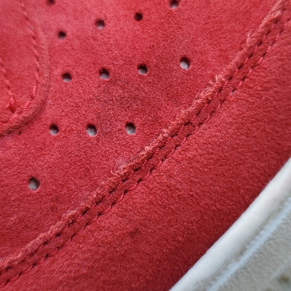 Nike Air Force 1 Suede Sneakers in University Red. Men's Size 8 - Picture 14 of 16
